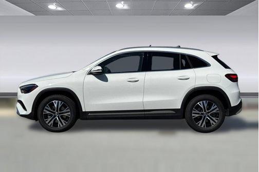 Polar White 2026 Mercedes-Benz GLA 250 4MATIC