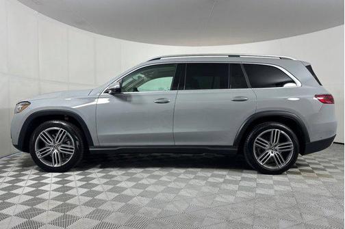 2024 Mercedes-Benz GLS 450 4MATIC