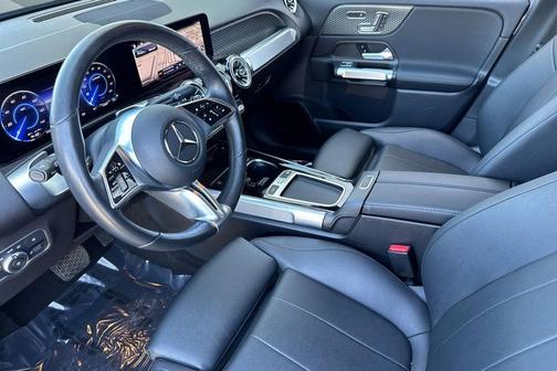 Mountain Grey Metallic 2024 Mercedes-Benz EQB 250 Base