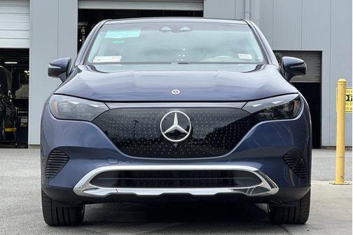 2026 Mercedes-Benz EQE 320 EQE 320
