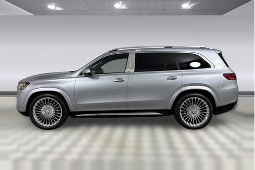Cirrus Silver Metallic 2026 Mercedes-Benz Maybach GLS 600 4MATIC