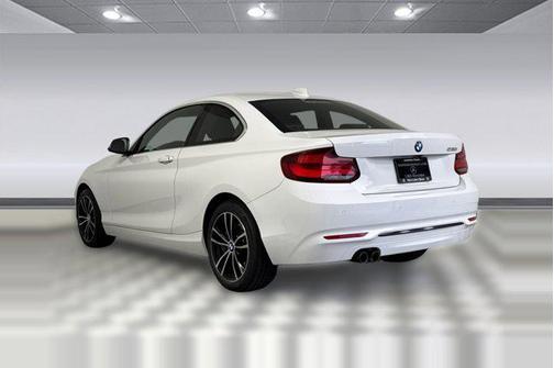 2021 BMW 230 230i
