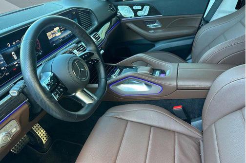 Obsidian Black Metallic 2025 Mercedes-Benz GLS 450 4MATIC