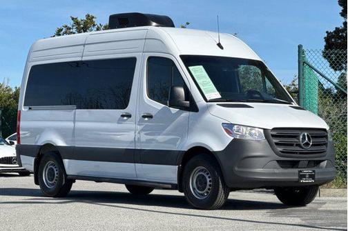 2025 Mercedes-Benz Sprinter 2500 Standard Roof