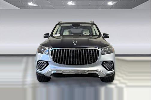 Cirrus Silver Metallic 2026 Mercedes-Benz Maybach GLS 600 4MATIC
