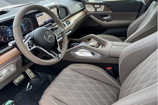 2026 Mercedes-Benz Maybach GLS 600 4MATIC