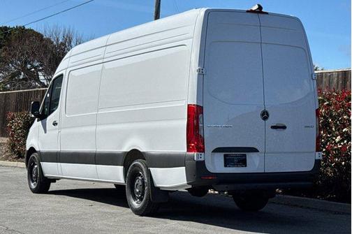 2026 Mercedes-Benz Sprinter 2500 High Roof