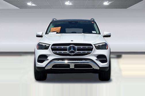 Polar White 2026 Mercedes-Benz GLE 450 4MATIC