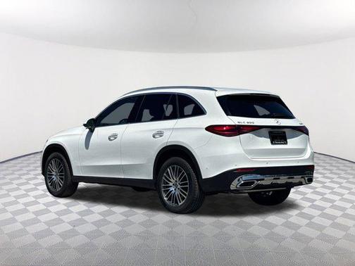 2026 Mercedes-Benz GLC 300 4MATIC