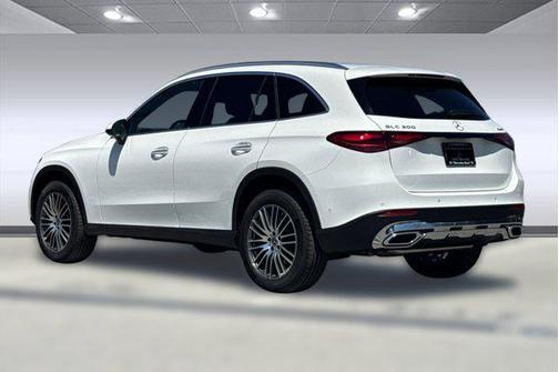 2026 Mercedes-Benz GLC 300 4MATIC