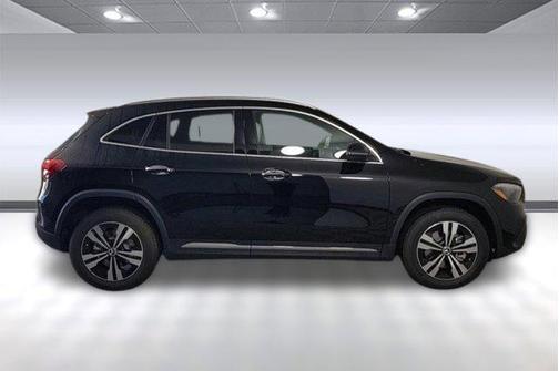 2025 Mercedes-Benz GLA 250 Base
