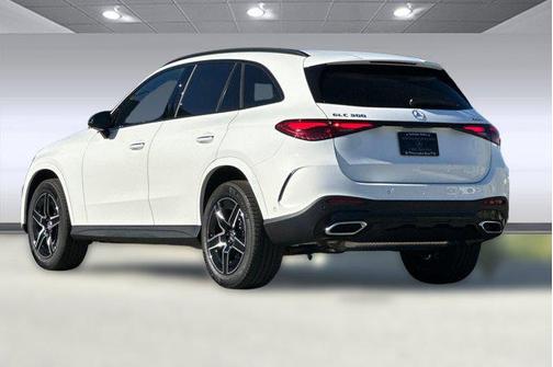 2026 Mercedes-Benz GLC 300 4MATIC