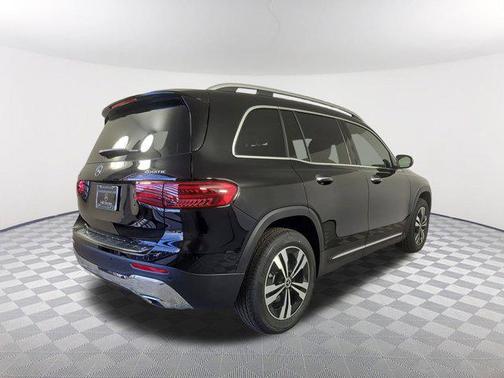 2025 Mercedes-Benz GLB 250 4MATIC