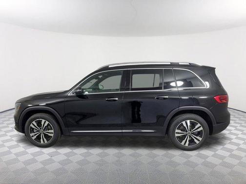 2025 Mercedes-Benz GLB 250 4MATIC