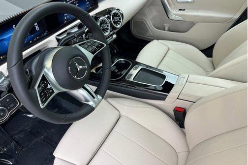 2025 Mercedes-Benz CLA 250 4MATIC