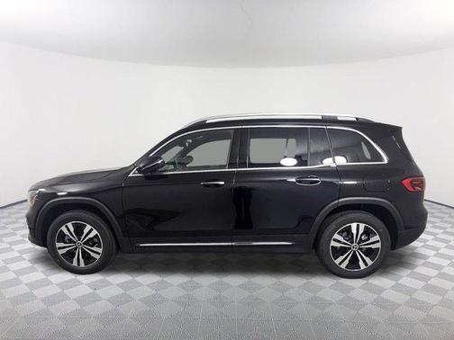 2025 Mercedes-Benz GLB 250 4MATIC