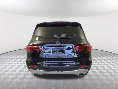 2025 Mercedes-Benz GLB 250 4MATIC