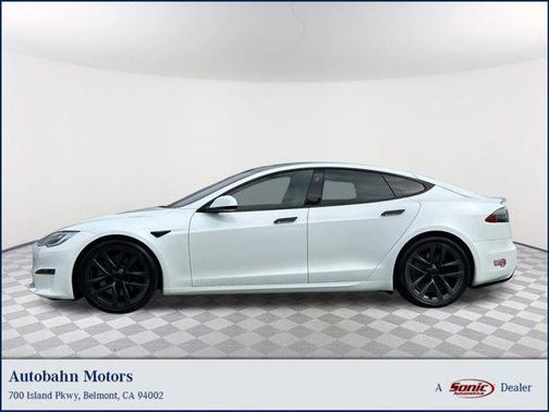 2022 Tesla Model S Plaid