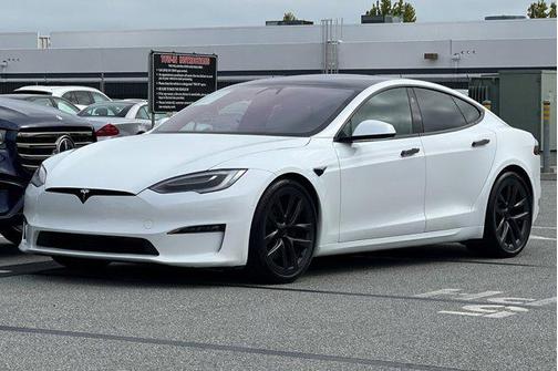 2022 Tesla Model S Plaid