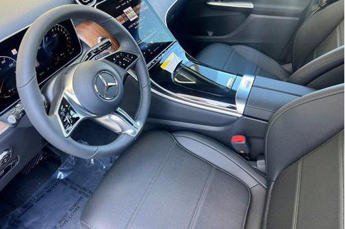 2025 Mercedes-Benz GLC 350e Base