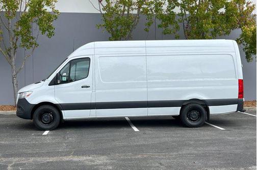 2025 Mercedes-Benz Sprinter 2500 High Roof