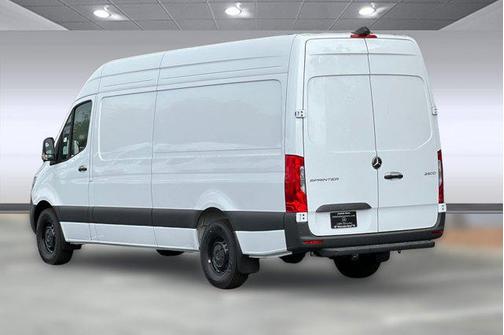 2025 Mercedes-Benz Sprinter 2500 High Roof