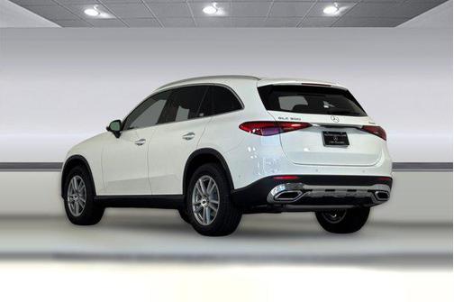 Polar White 2026 Mercedes-Benz GLC 300 4MATIC
