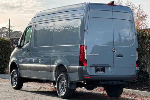 2026 Mercedes-Benz Sprinter 2500 Standard Roof