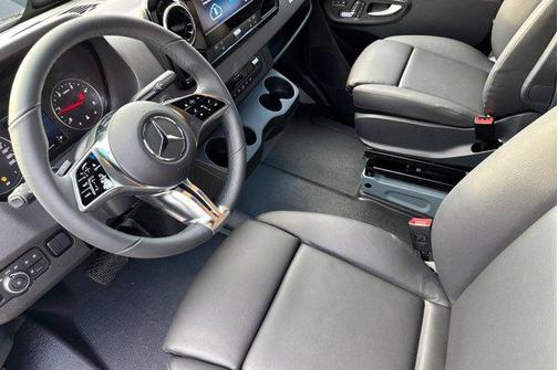 2026 Mercedes-Benz Sprinter 2500 Standard Roof