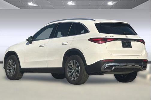 2026 Mercedes-Benz GLC 300 4MATIC