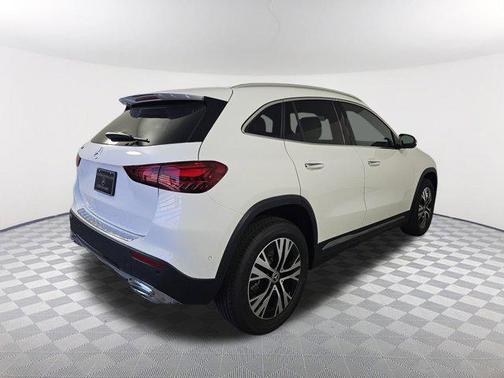 2025 Mercedes-Benz GLA 250 Base