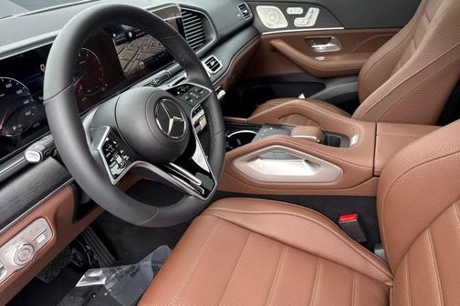 MANUFAKTUR Moonlight White Metallic 2026 Mercedes-Benz GLE 450 4MATIC