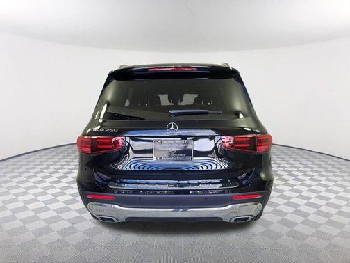 2025 Mercedes-Benz GLB 250 Base