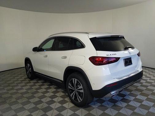 2025 Mercedes-Benz GLA 250 Base
