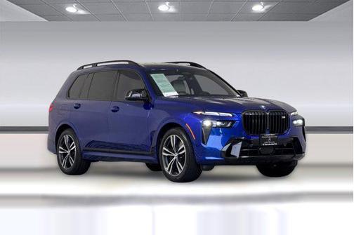 2025 BMW X7 M60i