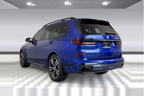 2025 BMW X7 M60i