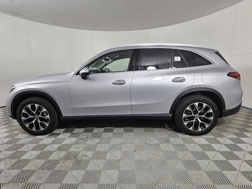 2025 Mercedes-Benz GLC 350e Base