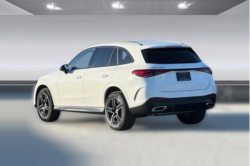 2026 Mercedes-Benz GLC 300 4MATIC