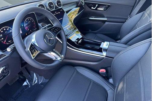 Polar White 2026 Mercedes-Benz GLC 300 Base