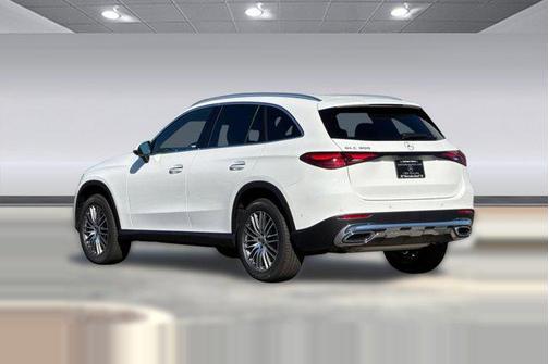Polar White 2026 Mercedes-Benz GLC 300 Base