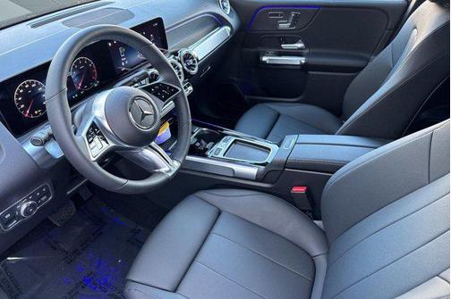 Night Black 2026 Mercedes-Benz GLB 250 Base