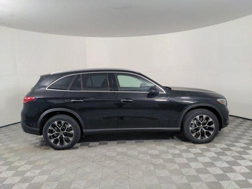 2025 Mercedes-Benz GLC 350e Base
