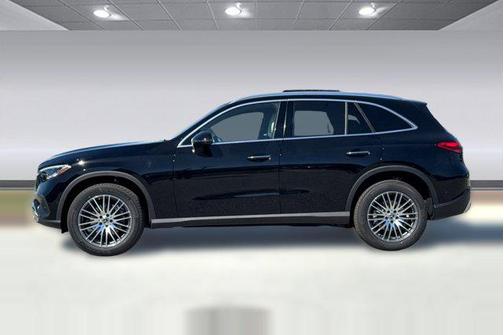 Black 2026 Mercedes-Benz GLC 300 4MATIC
