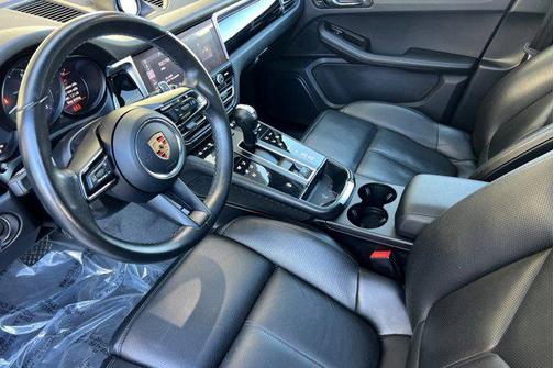 2024 Porsche Macan AWD