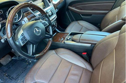 2015 Mercedes-Benz M-Class 4MATIC
