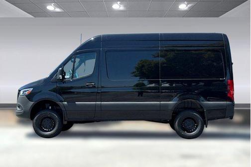 Jet Black 2026 Mercedes-Benz Sprinter 2500 Standard Roof