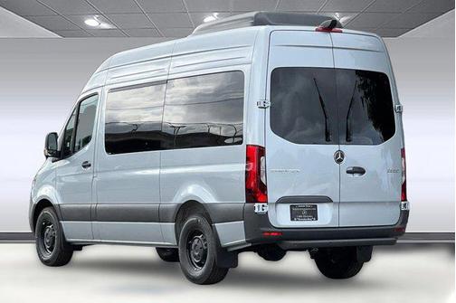 2025 Mercedes-Benz Sprinter 2500 Standard Roof