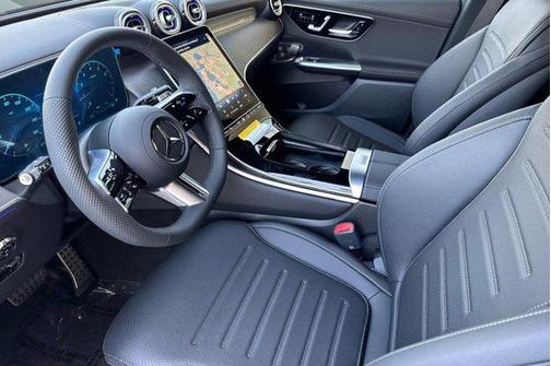 Obsidian Black Metallic 2026 Mercedes-Benz GLC 300 4MATIC