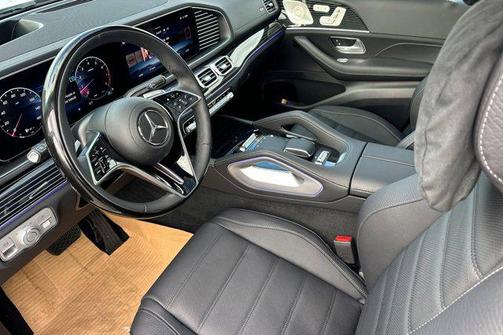 2026 Mercedes-Benz GLS 450 4MATIC