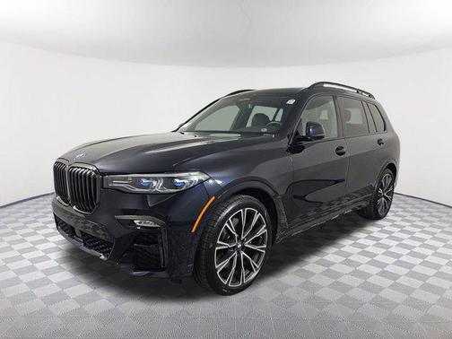 2021 BMW X7 M50i